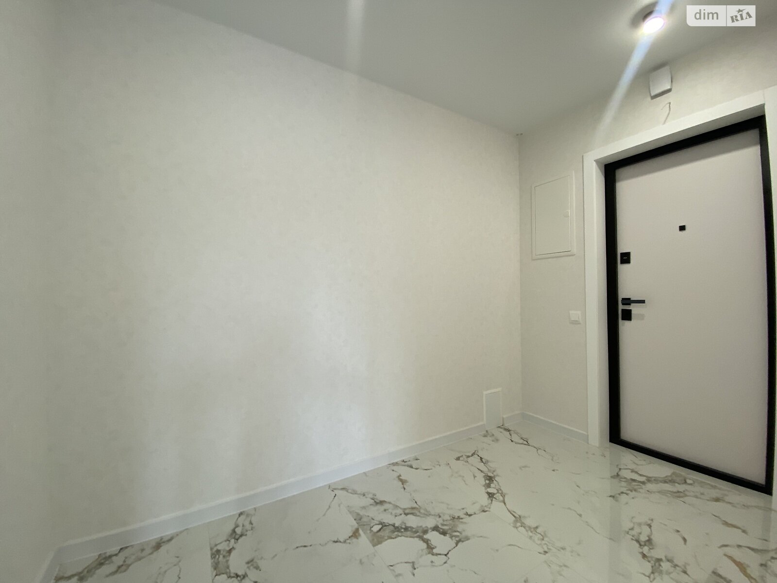 Продажа однокомнатной квартиры в Винницких Хуторах, на шоссе Немировское 94, фото 1 Продажа однокомнатной квартиры в Винницких Хуторах, на шоссе Немировское 94, фото 1