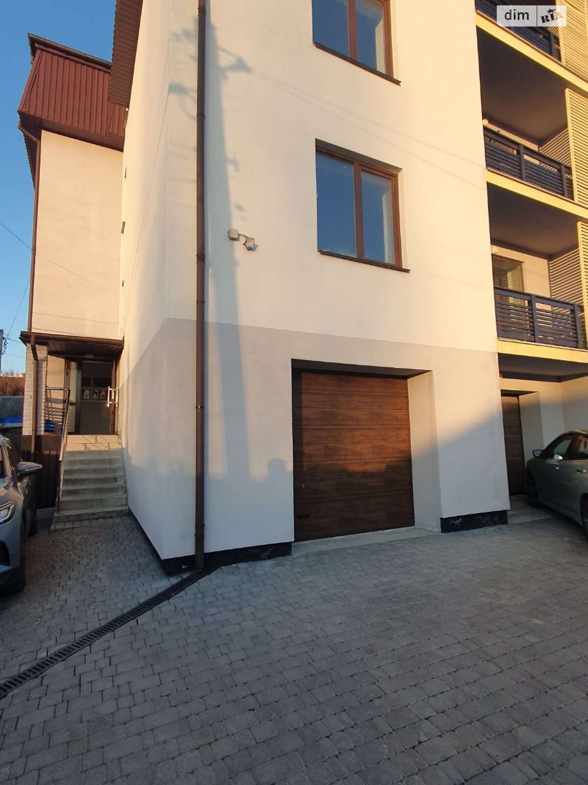 Продажа трехкомнатной квартиры в Виннице, на ул. Ивана Дзюбы 33, район Подолье фото 1 Продажа трехкомнатной квартиры в Виннице, на ул. Ивана Дзюбы 33, район Подолье фото 1