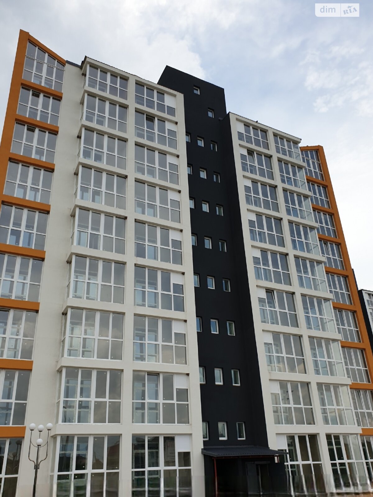 Продаж однокімнатної квартири в Вінниці, на вул. Молодіжна, район Електромережа фото 1 Продаж однокімнатної квартири в Вінниці, на вул. Молодіжна, район Електромережа фото 1