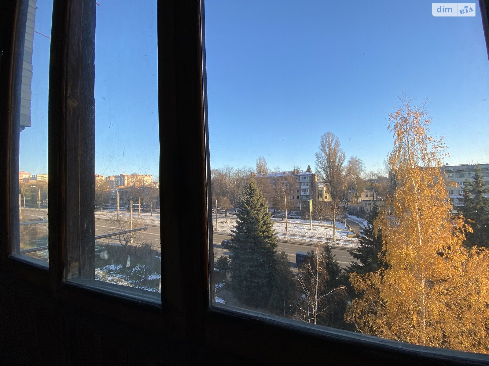 Продаж трикімнатної квартири в Вінниці, на вул. Пирогова, район Електромережа фото 1 Продаж трикімнатної квартири в Вінниці, на вул. Пирогова, район Електромережа фото 1