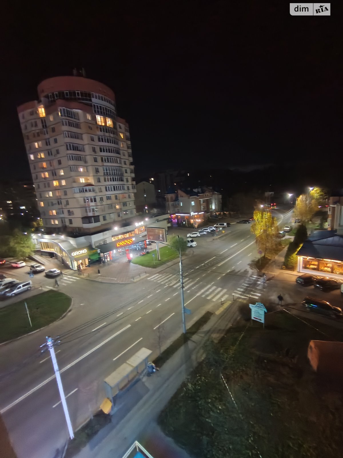 Продаж чотирикімнатної квартири в Вінниці, на вул. Пирогова 111А, район Електромережа фото 1