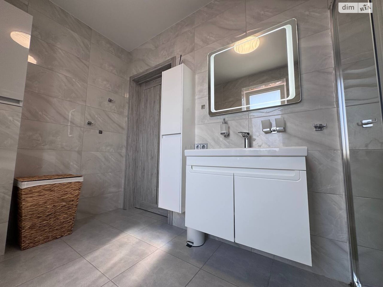 Продажа трехкомнатной квартиры в Виннице, на 1-й пер. Гниванское шоссе, район Гниванское шоссе фото 1