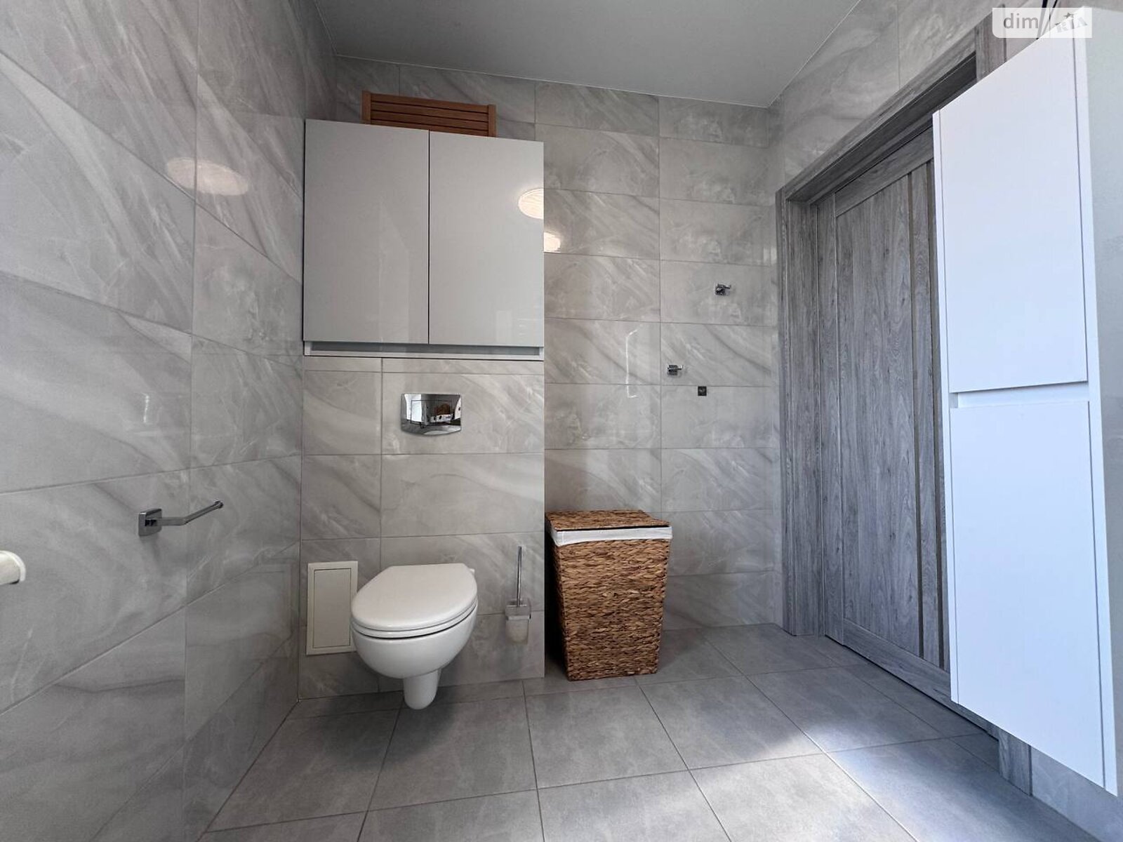 Продажа трехкомнатной квартиры в Виннице, на 1-й пер. Гниванское шоссе, район Гниванское шоссе фото 1