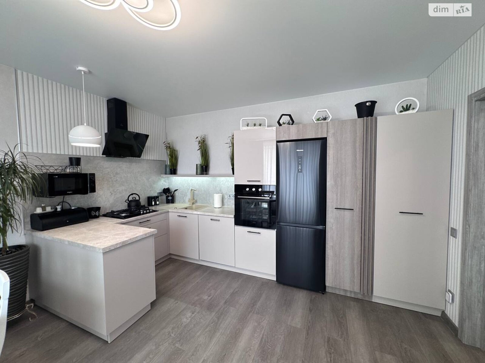 Продажа трехкомнатной квартиры в Виннице, на 1-й пер. Гниванское шоссе, район Гниванское шоссе фото 1