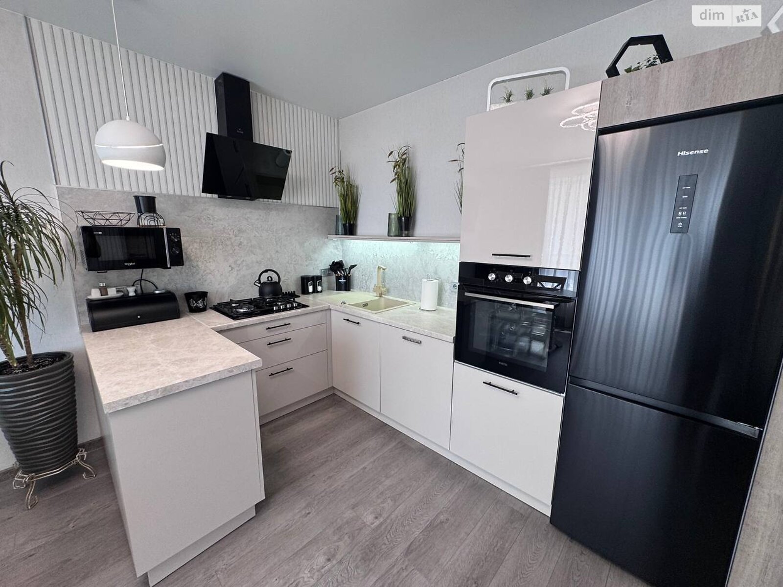 Продажа трехкомнатной квартиры в Виннице, на 1-й пер. Гниванское шоссе, район Гниванское шоссе фото 1