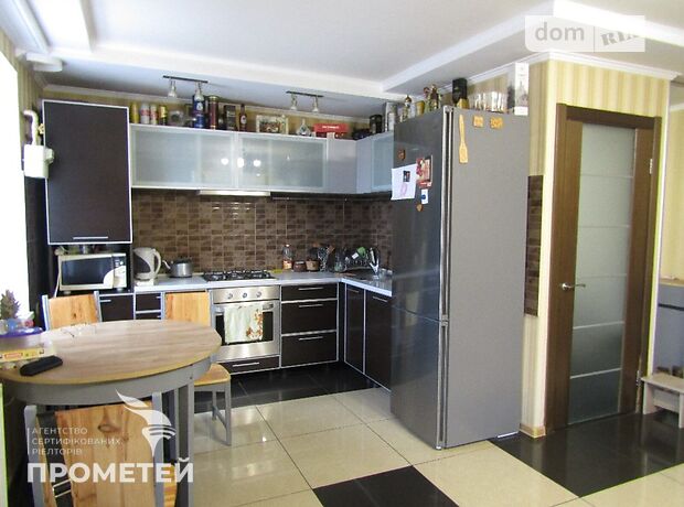 Продажа пятикомнатной квартиры в Виннице, на ул. Станиславского, район Киевская фото 1 Продажа пятикомнатной квартиры в Виннице, на ул. Станиславского, район Киевская фото 1