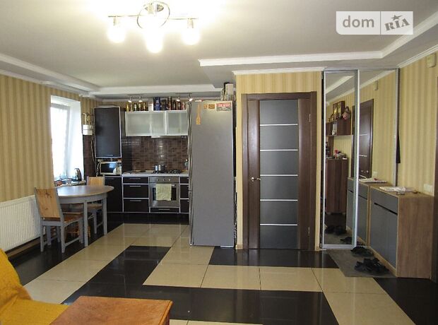Продажа пятикомнатной квартиры в Виннице, на ул. Станиславского, район Киевская фото 1 Продажа пятикомнатной квартиры в Виннице, на ул. Станиславского, район Киевская фото 1