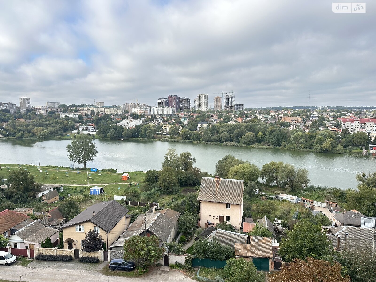 Продаж трикімнатної квартири в Вінниці, на вул. Богдана Ступки, район Київська фото 1