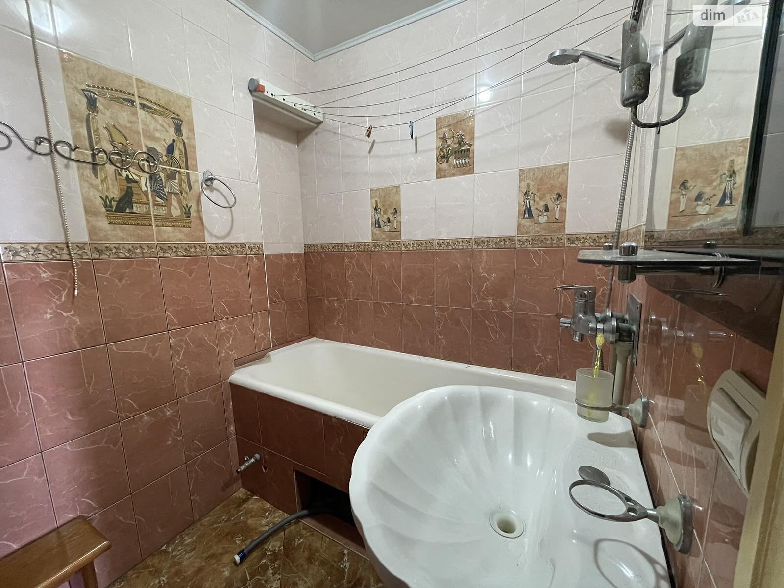 Продаж трикімнатної квартири в Вінниці, на вул. Гонти, район Київська фото 1 Продаж трикімнатної квартири в Вінниці, на вул. Гонти, район Київська фото 1
