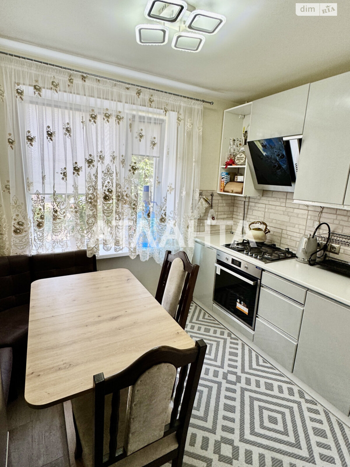 Продаж двокімнатної квартири в Вінниці, на вул. Київська, район Замостянський фото 1 Продаж двокімнатної квартири в Вінниці, на вул. Київська, район Замостянський фото 1