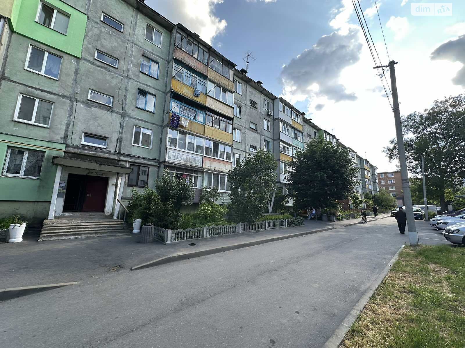 Продаж трикімнатної квартири в Вінниці, на вул. Павла Корнелюка, район Київська фото 1 Продаж трикімнатної квартири в Вінниці, на вул. Павла Корнелюка, район Київська фото 1