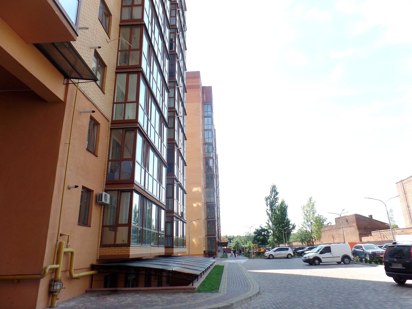 Продажа четырехкомнатной квартиры в Виннице, на просп. Коцюбинского 43А, район Замостянский фото 1