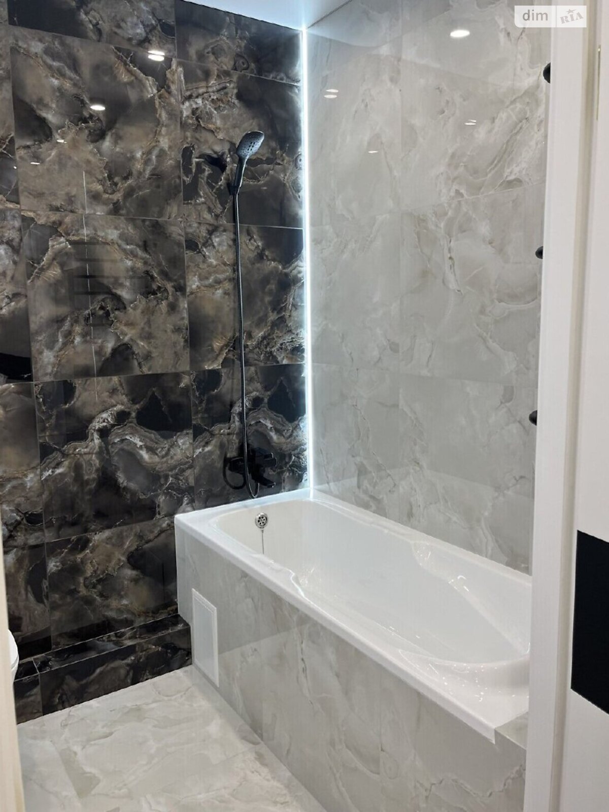 Продаж двокімнатної квартири в Вінниці, на пров. Цегельний, район Кумбари фото 1