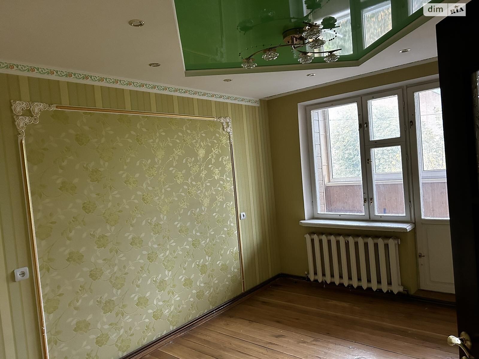 Продажа трехкомнатной квартиры в Десне, на ул. Леси Украинки, фото 1