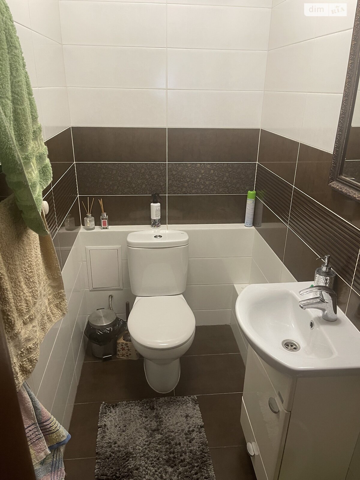 Продажа трехкомнатной квартиры в Виннице, на просп. Юности 6А, район Вишенка фото 1 Продажа трехкомнатной квартиры в Виннице, на просп. Юности 6А, район Вишенка фото 1