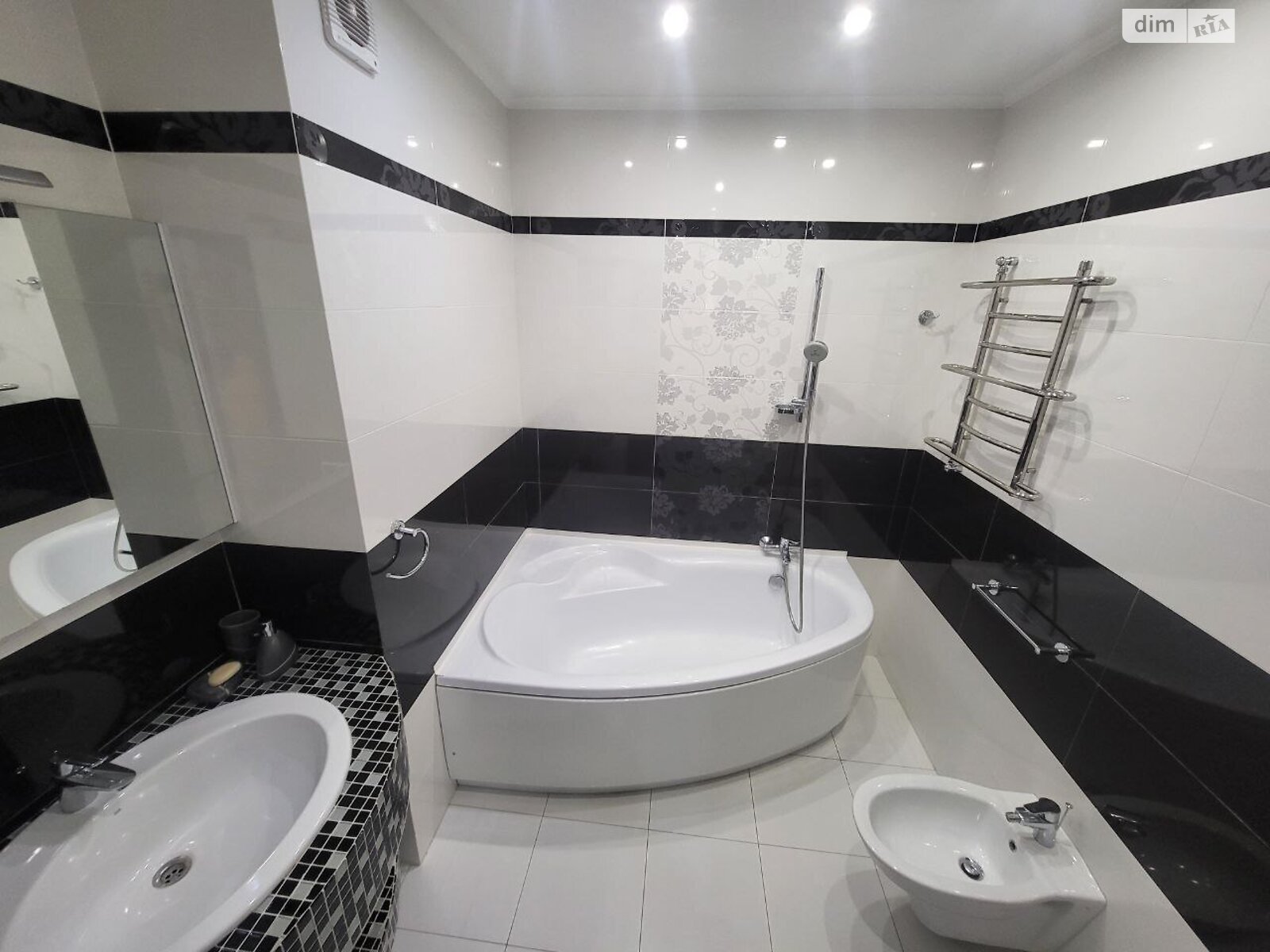 Продажа двухкомнатной квартиры в Виннице, на ул. Пирогова 39, район Ленинский фото 1