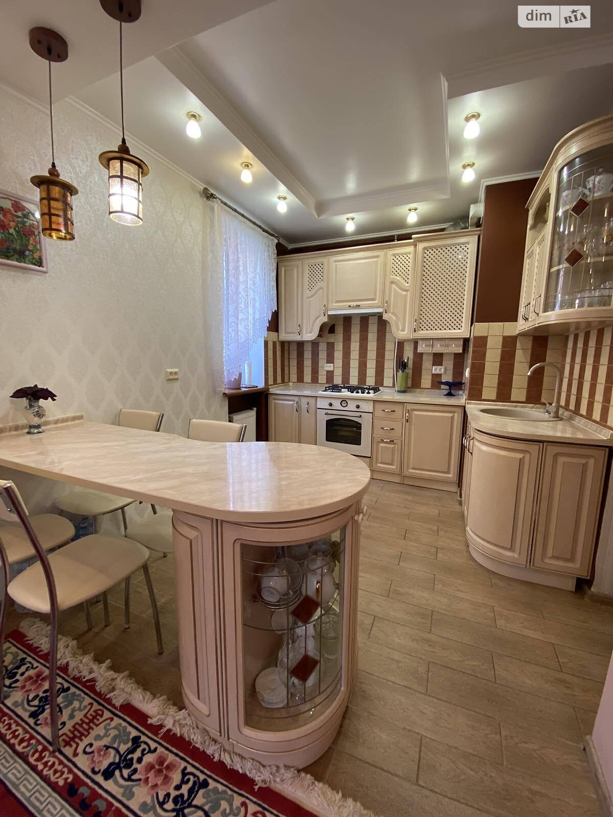 Продаж двокімнатної квартири в Вінниці, на вул. Соняшникова, район Замостя фото 1 Продаж двокімнатної квартири в Вінниці, на вул. Соняшникова, район Замостя фото 1