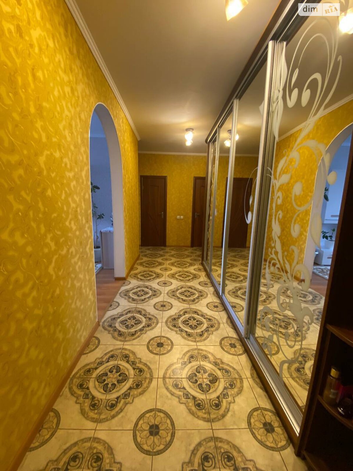 Продаж трикімнатної квартири в Вінниці, на вул. Нечуя-Левицького, район Можайка фото 1 Продаж трикімнатної квартири в Вінниці, на вул. Нечуя-Левицького, район Можайка фото 1