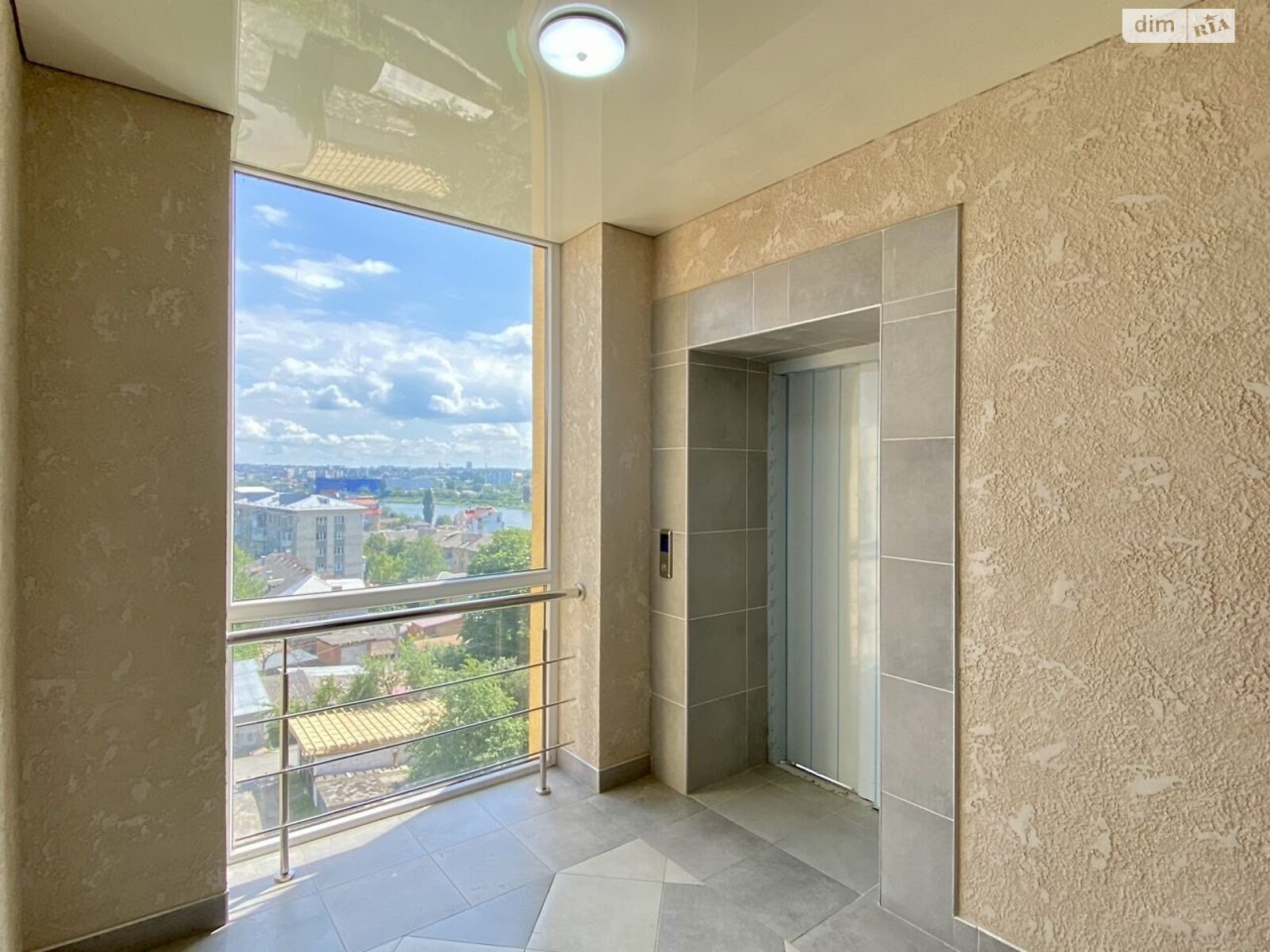 Продажа трехкомнатной квартиры в Виннице, на ул. Монастырская 41, район Центр фото 1 Продажа трехкомнатной квартиры в Виннице, на ул. Монастырская 41, район Центр фото 1