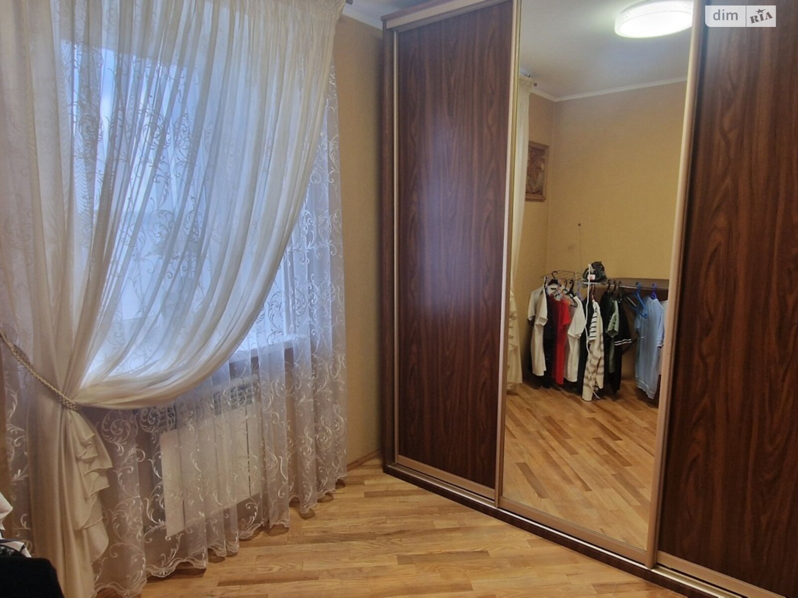 Продаж чотирикімнатної квартири в Вінниці, на вул. Академічна, район Пирогово фото 1 Продаж чотирикімнатної квартири в Вінниці, на вул. Академічна, район Пирогово фото 1