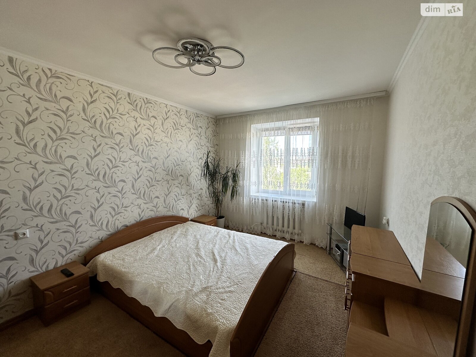 Продаж трикімнатної квартири в Вінниці, на вул. Академічна 56, район Пирогово фото 1 Продаж трикімнатної квартири в Вінниці, на вул. Академічна 56, район Пирогово фото 1
