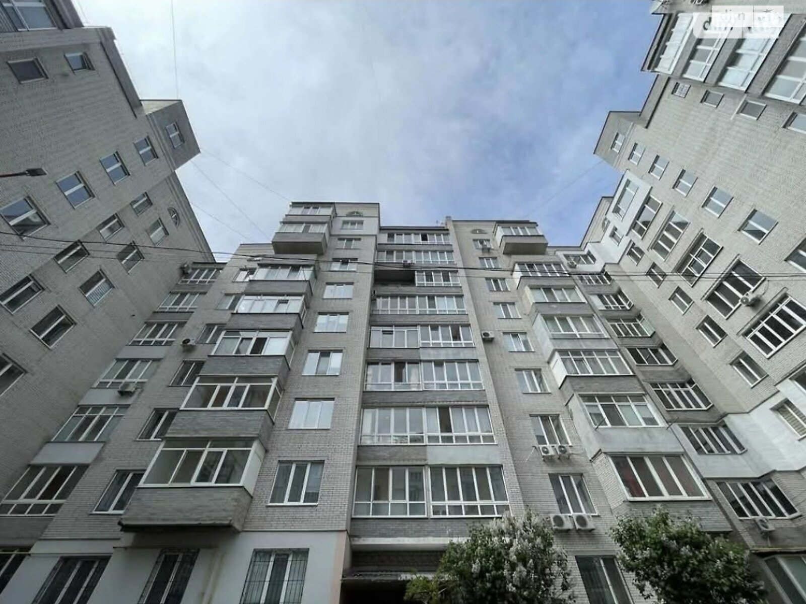 Продажа трехкомнатной квартиры в Виннице, на ул. Академика Ющенка, район Подолье фото 1 Продажа трехкомнатной квартиры в Виннице, на ул. Академика Ющенка, район Подолье фото 1