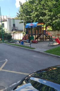 Продаж трикімнатної квартири в Вінниці, на вул. Академіка Ющенка 5, район Поділля фото 2 Продаж трикімнатної квартири в Вінниці, на вул. Академіка Ющенка 5, район Поділля фото 2