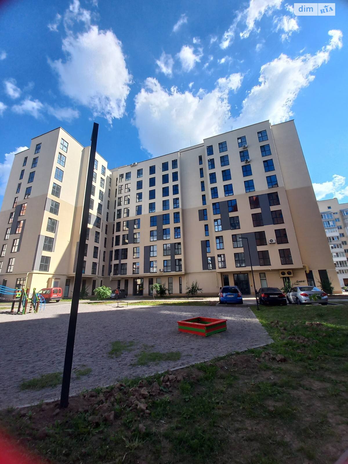 Продаж однокімнатної квартири в Вінниці, на вул. Анатолія Бортняка, район Поділля фото 1 Продаж однокімнатної квартири в Вінниці, на вул. Анатолія Бортняка, район Поділля фото 1