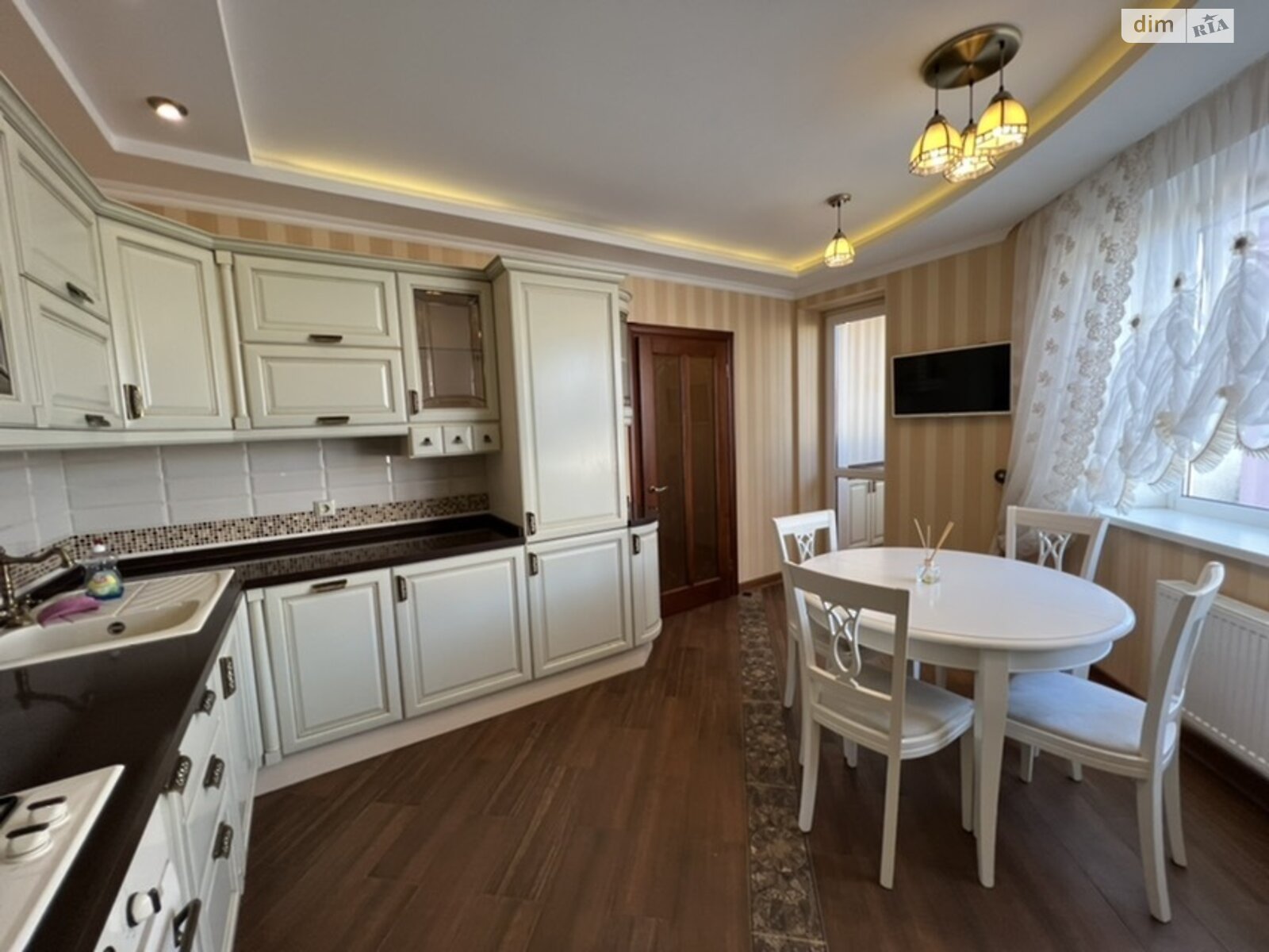 Продаж трикімнатної квартири в Вінниці, на вул. Анатолія Бортняка 4, район Поділля фото 1