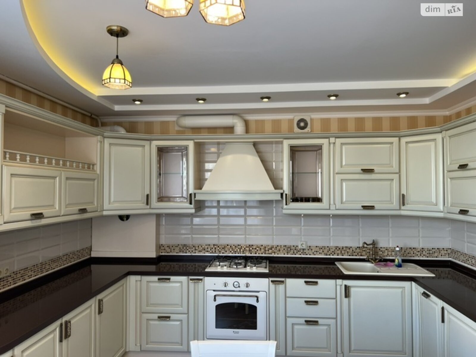 Продаж трикімнатної квартири в Вінниці, на вул. Анатолія Бортняка 4, район Поділля фото 1