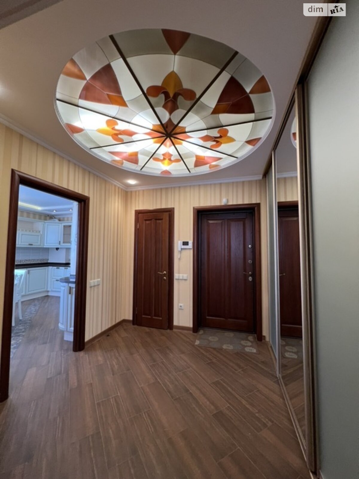 Продаж трикімнатної квартири в Вінниці, на вул. Анатолія Бортняка 4, район Поділля фото 1