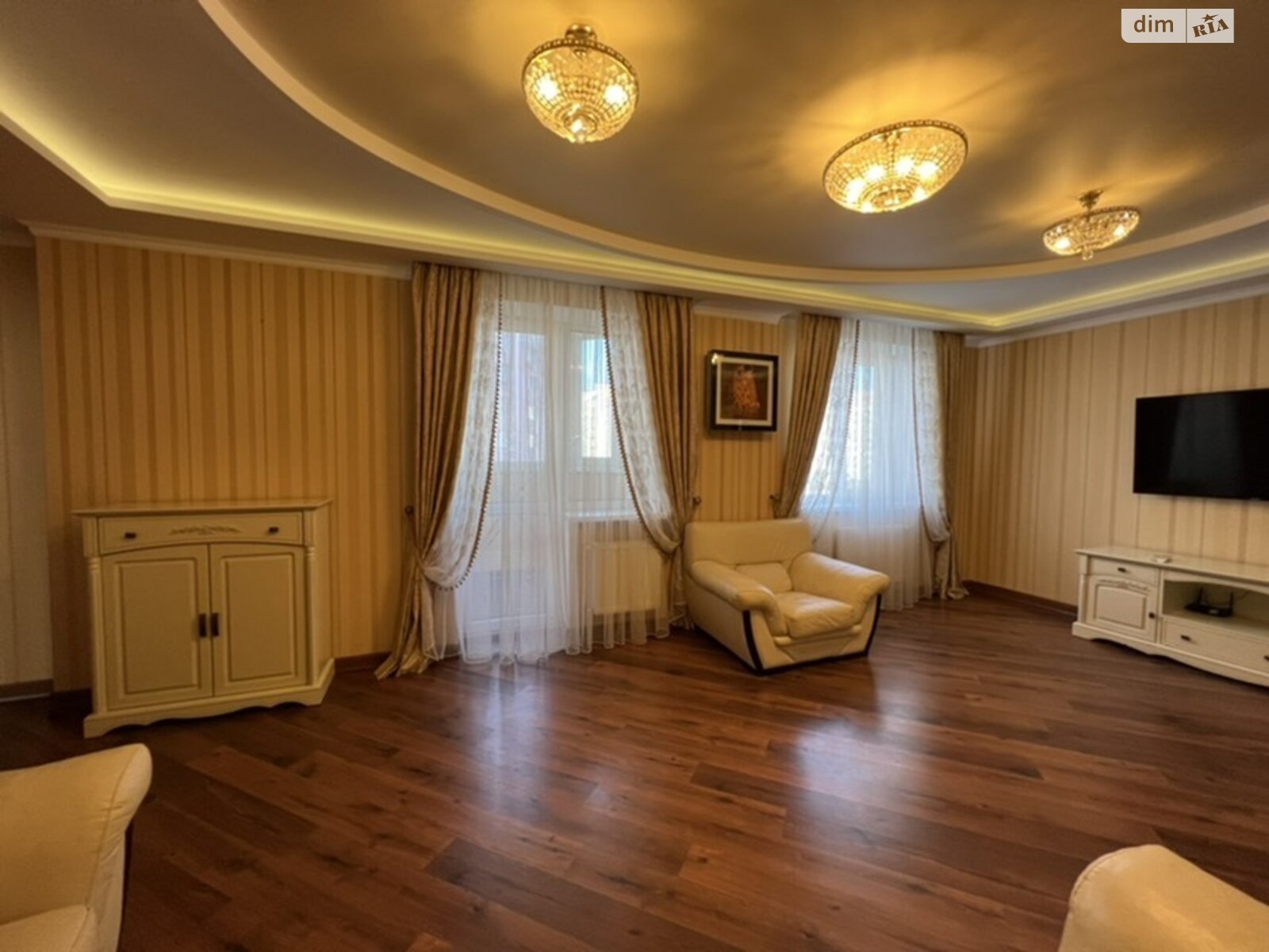 Продаж трикімнатної квартири в Вінниці, на вул. Анатолія Бортняка 4, район Поділля фото 1