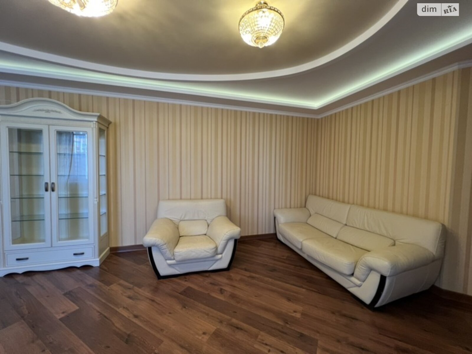 Продаж трикімнатної квартири в Вінниці, на вул. Анатолія Бортняка 4, район Поділля фото 1