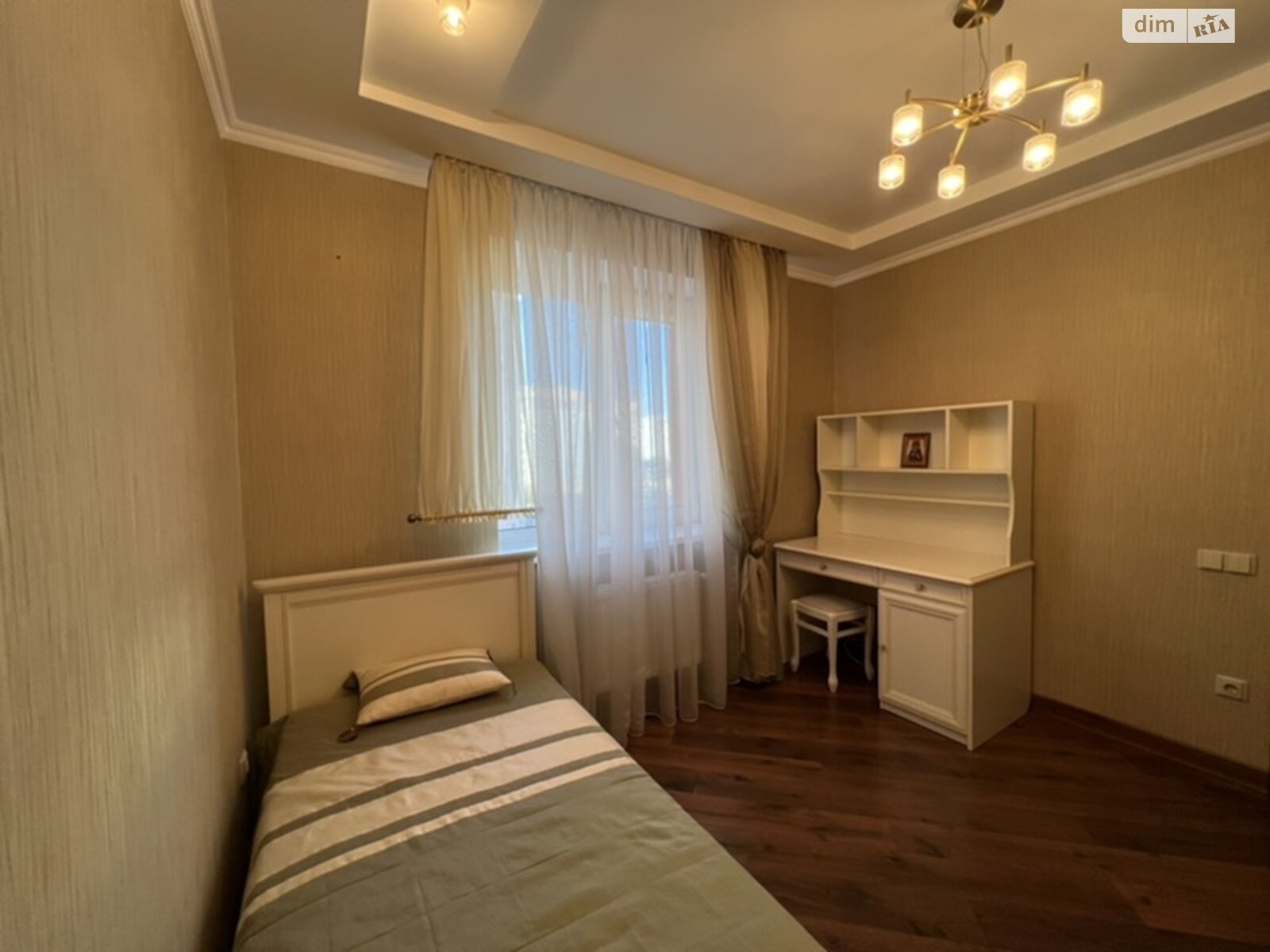 Продаж трикімнатної квартири в Вінниці, на вул. Анатолія Бортняка 4, район Поділля фото 1