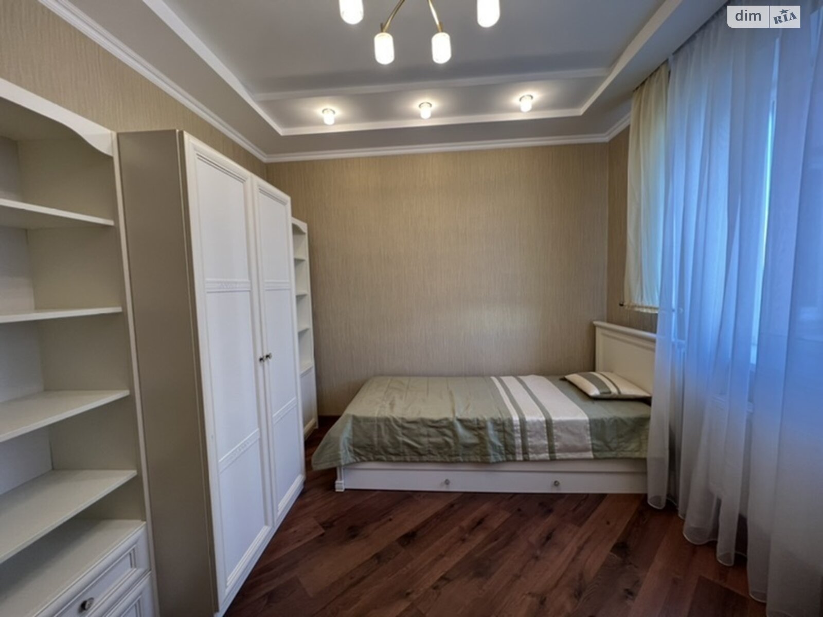 Продаж трикімнатної квартири в Вінниці, на вул. Анатолія Бортняка 4, район Поділля фото 1