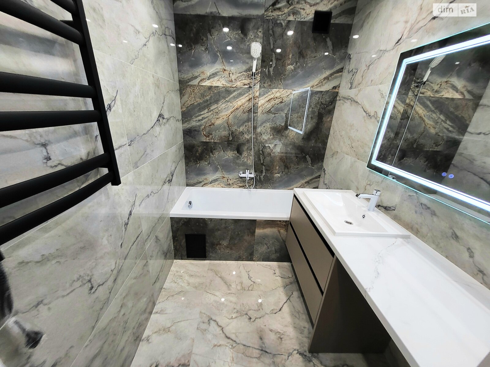 Продаж двокімнатної квартири в Вінниці, на вул. Анатолія Бортняка, район Поділля фото 1