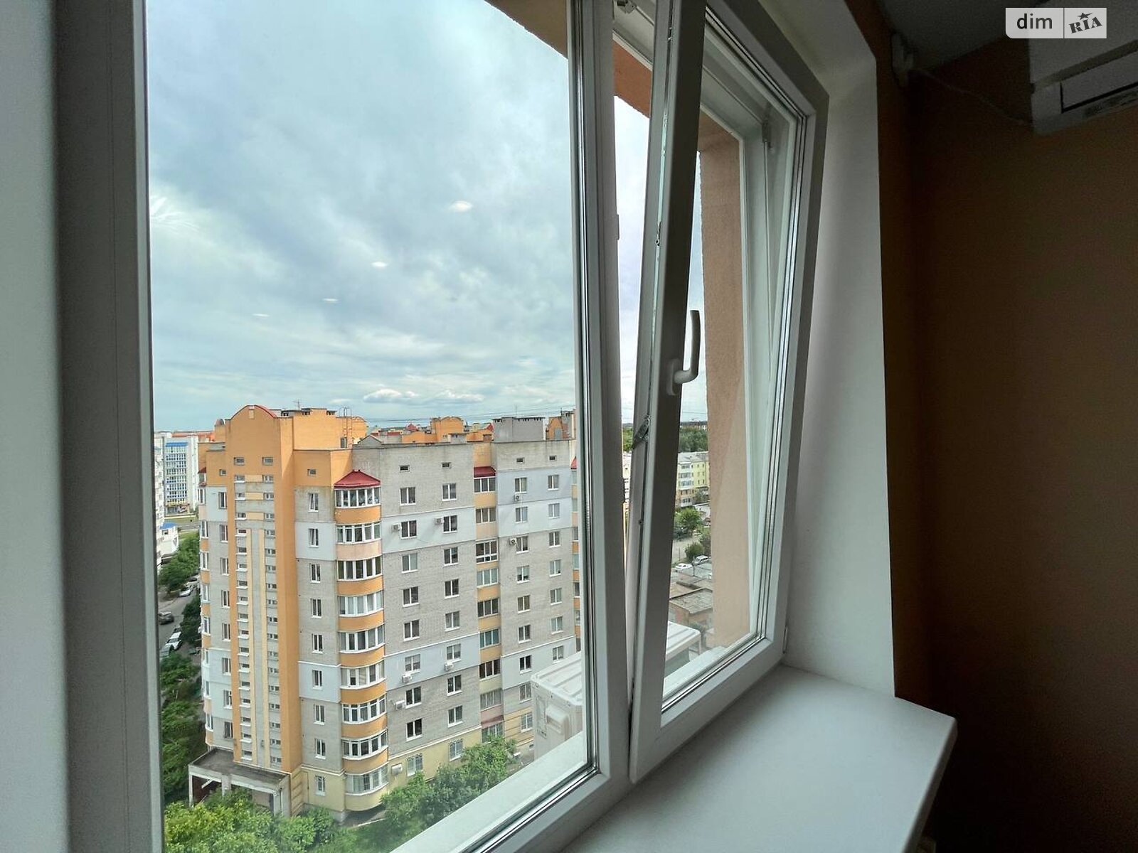 Продажа двухкомнатной квартиры в Виннице, на ул. Пирогова, район Подолье фото 1 Продажа двухкомнатной квартиры в Виннице, на ул. Пирогова, район Подолье фото 1