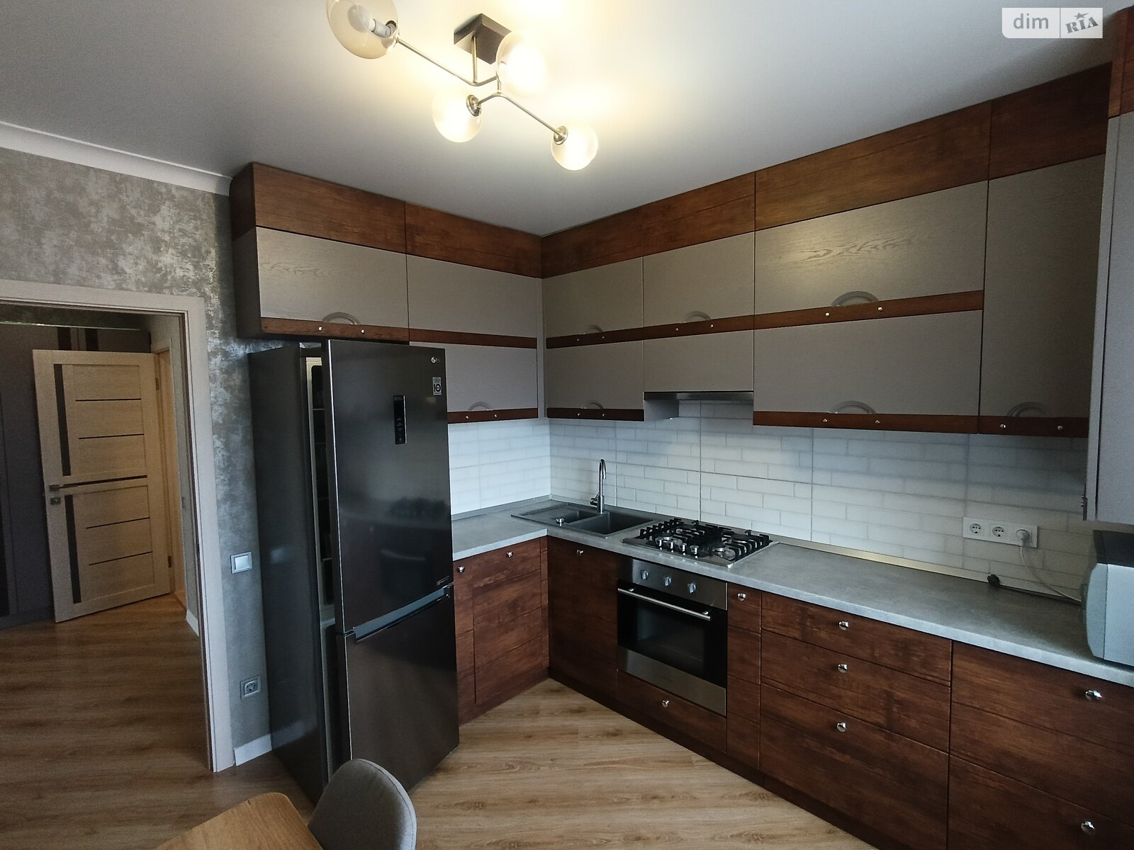 Продаж двокімнатної квартири в Вінниці, на вул. Пирогова 76, район Поділля фото 1 Продаж двокімнатної квартири в Вінниці, на вул. Пирогова 76, район Поділля фото 1
