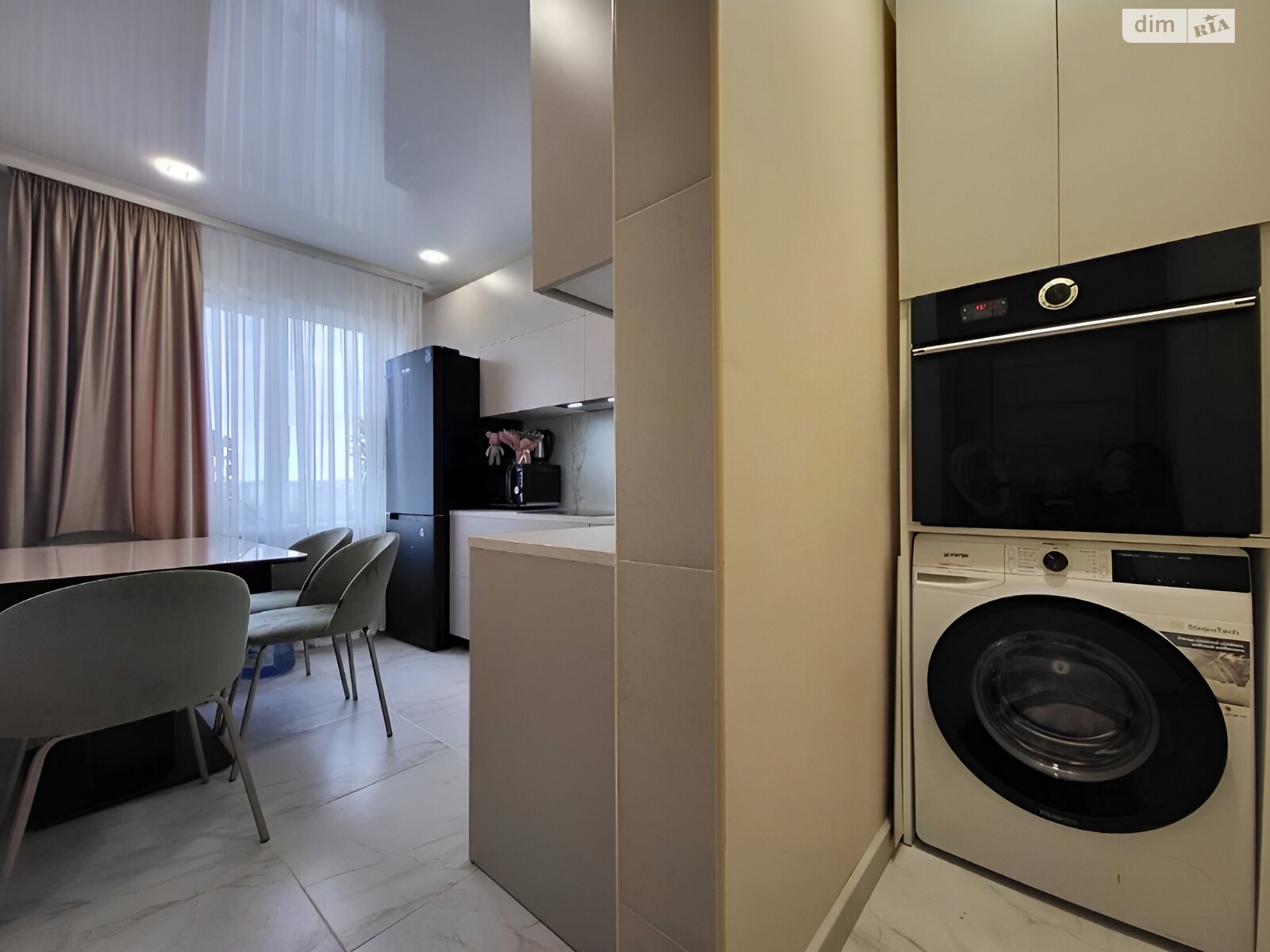 Продажа трехкомнатной квартиры в Виннице, на ул. Пирогова, район Подолье фото 1 Продажа трехкомнатной квартиры в Виннице, на ул. Пирогова, район Подолье фото 1