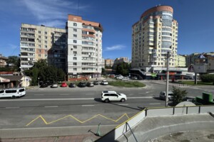 Продаж чотирикімнатної квартири в Вінниці, на вул. Пирогова 111А, район Поділля фото 2