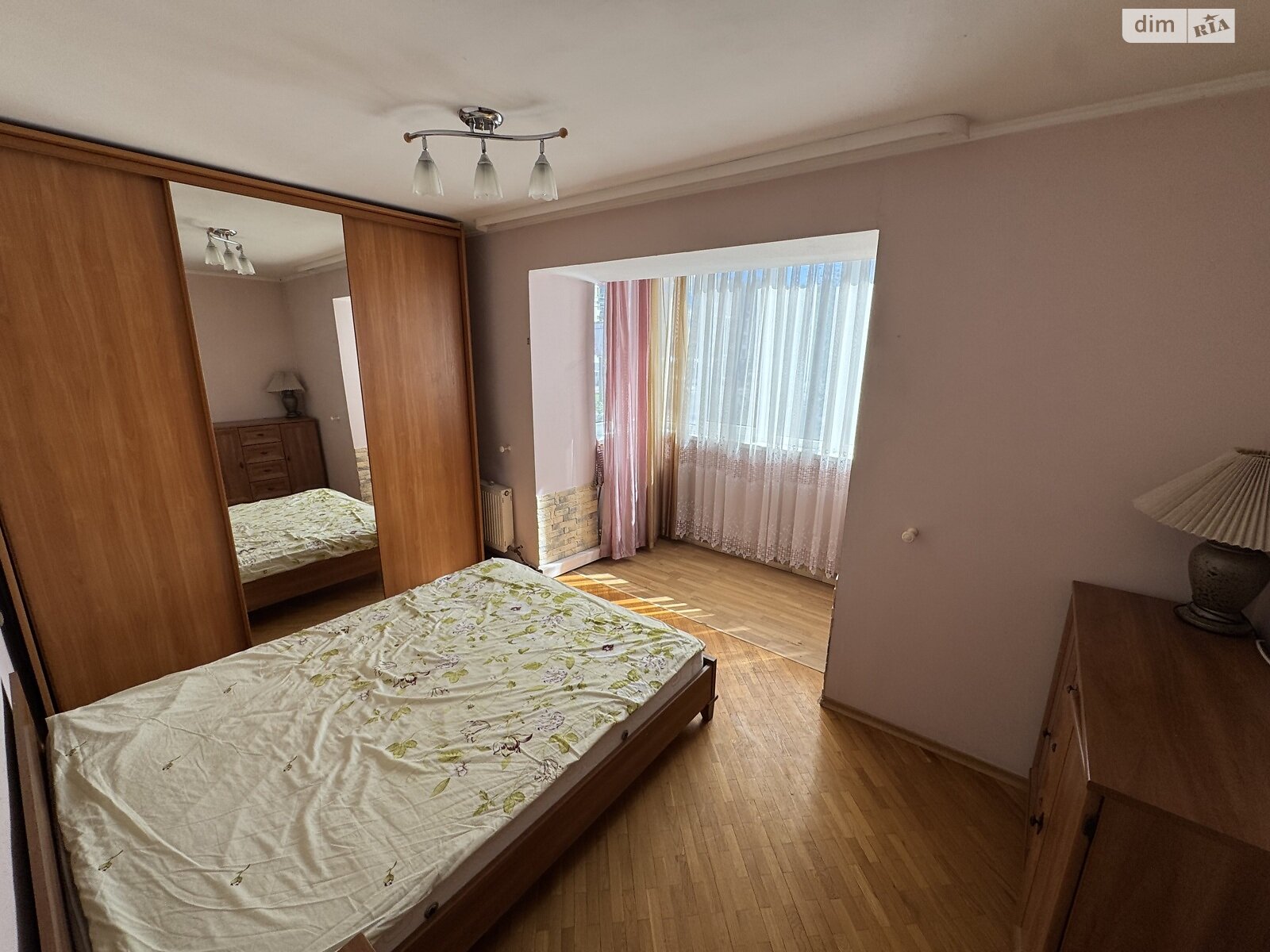 Продаж чотирикімнатної квартири в Вінниці, на вул. Пирогова 111А, район Поділля фото 1