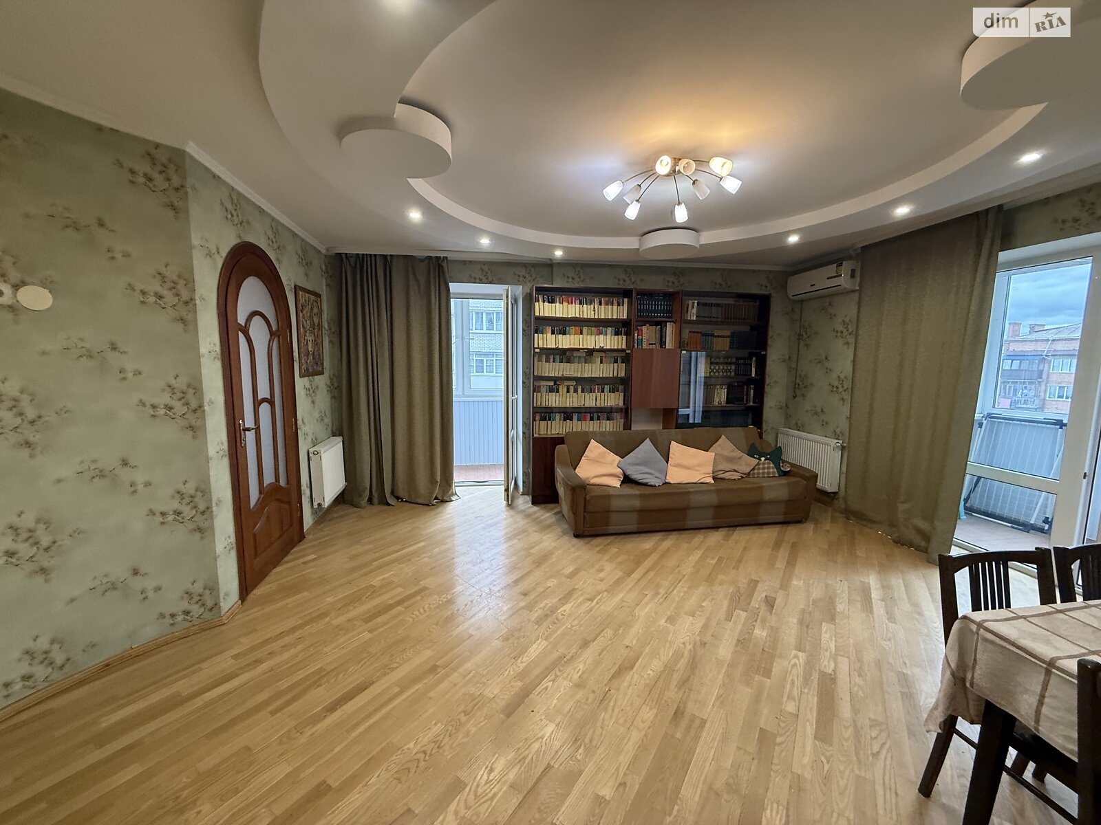 Продаж трикімнатної квартири в Вінниці, на вул. Пирогова, район Поділля фото 1 Продаж трикімнатної квартири в Вінниці, на вул. Пирогова, район Поділля фото 1