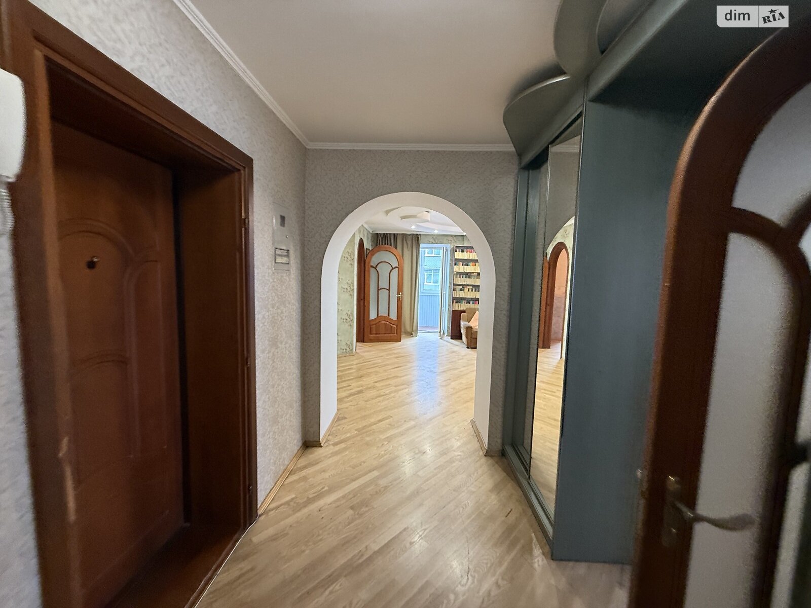 Продаж трикімнатної квартири в Вінниці, на вул. Пирогова, район Поділля фото 1 Продаж трикімнатної квартири в Вінниці, на вул. Пирогова, район Поділля фото 1