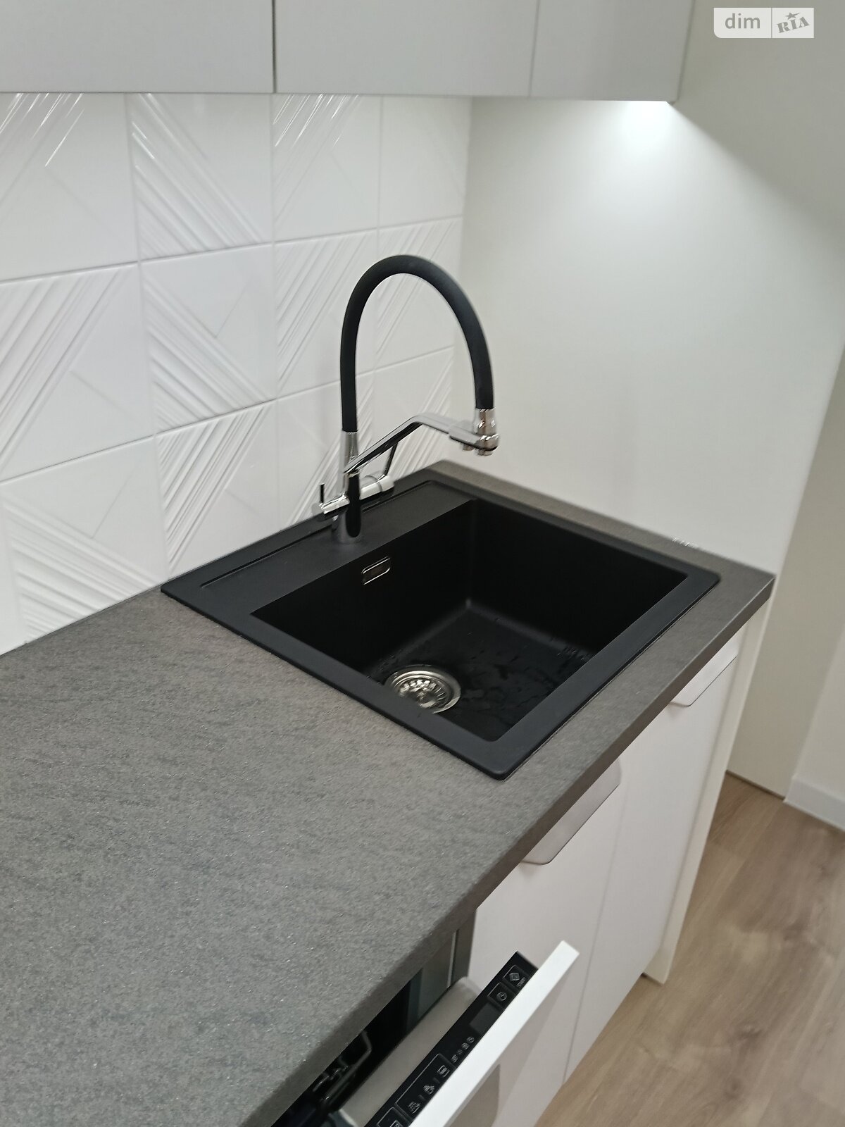 Продажа трехкомнатной квартиры в Виннице, на ул. Профессора Шульги 17, район Подолье фото 1 Продажа трехкомнатной квартиры в Виннице, на ул. Профессора Шульги 17, район Подолье фото 1