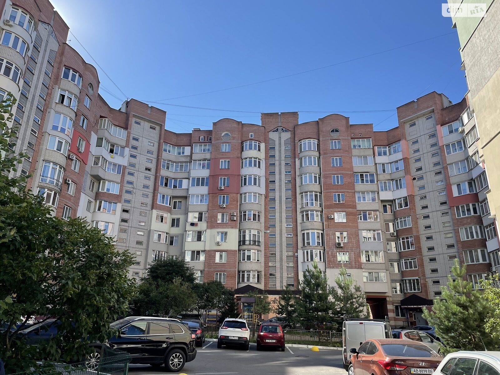 Продажа четырехкомнатной квартиры в Виннице, на ул. Зодчих 40, район Подолье фото 1 Продажа четырехкомнатной квартиры в Виннице, на ул. Зодчих 40, район Подолье фото 1