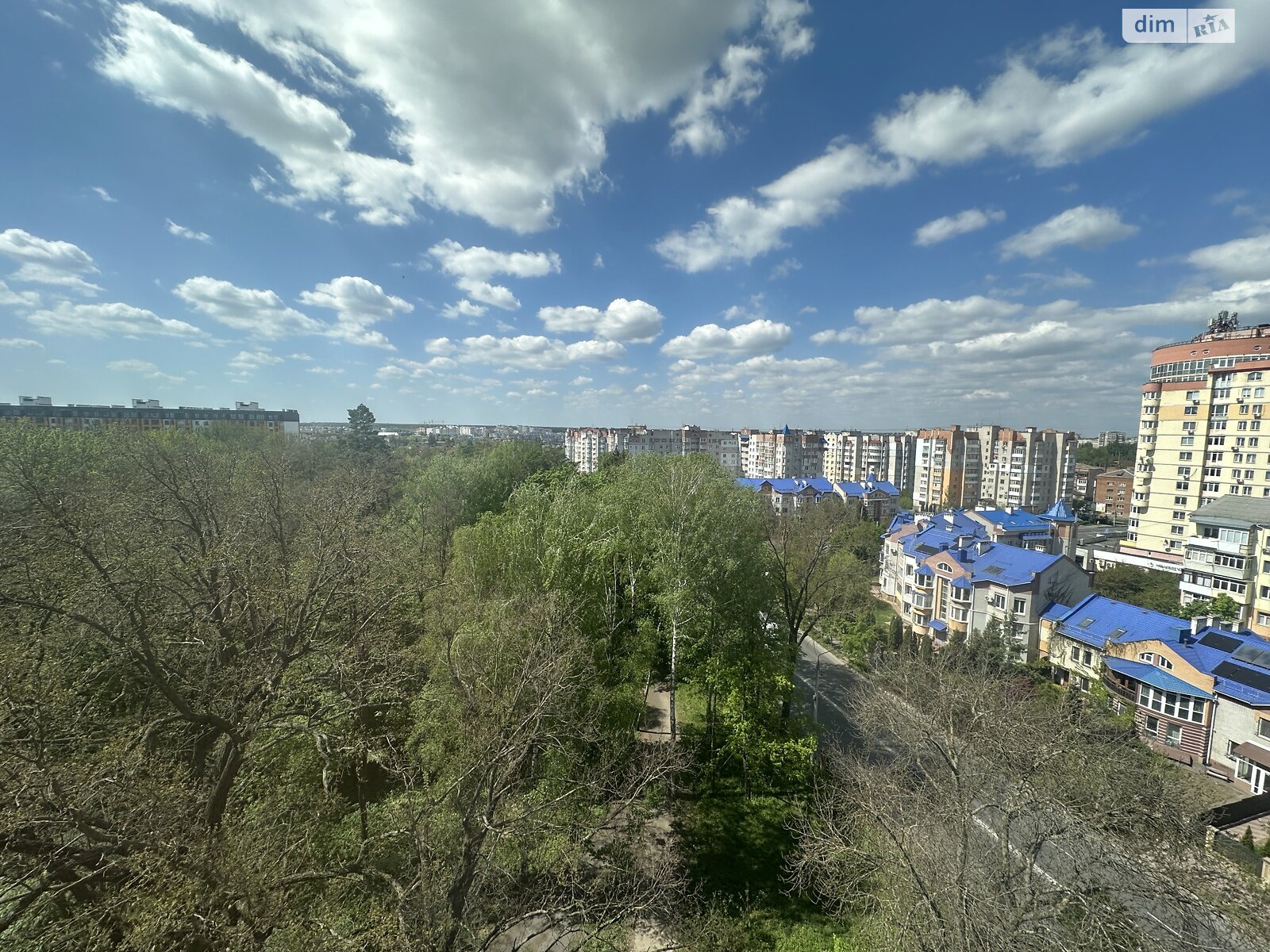 Продаж трикімнатної квартири в Вінниці, на вул. Зодчих 19, район Поділля фото 1 Продаж трикімнатної квартири в Вінниці, на вул. Зодчих 19, район Поділля фото 1