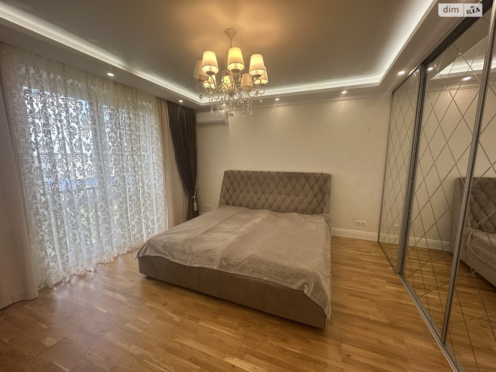 Продаж трикімнатної квартири в Вінниці, на вул. Зодчих 19, район Поділля фото 1 Продаж трикімнатної квартири в Вінниці, на вул. Зодчих 19, район Поділля фото 1