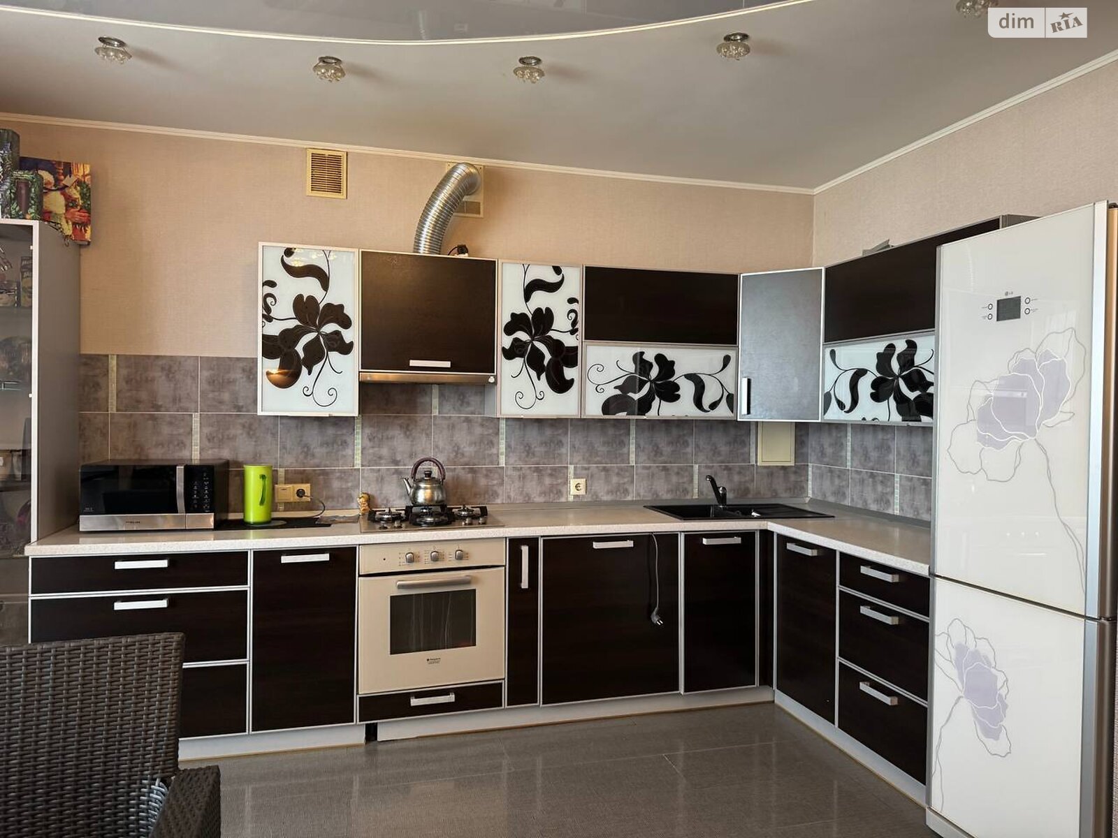 Продажа трехкомнатной квартиры в Виннице, на ул. Зодчих, район Подолье фото 1 Продажа трехкомнатной квартиры в Виннице, на ул. Зодчих, район Подолье фото 1