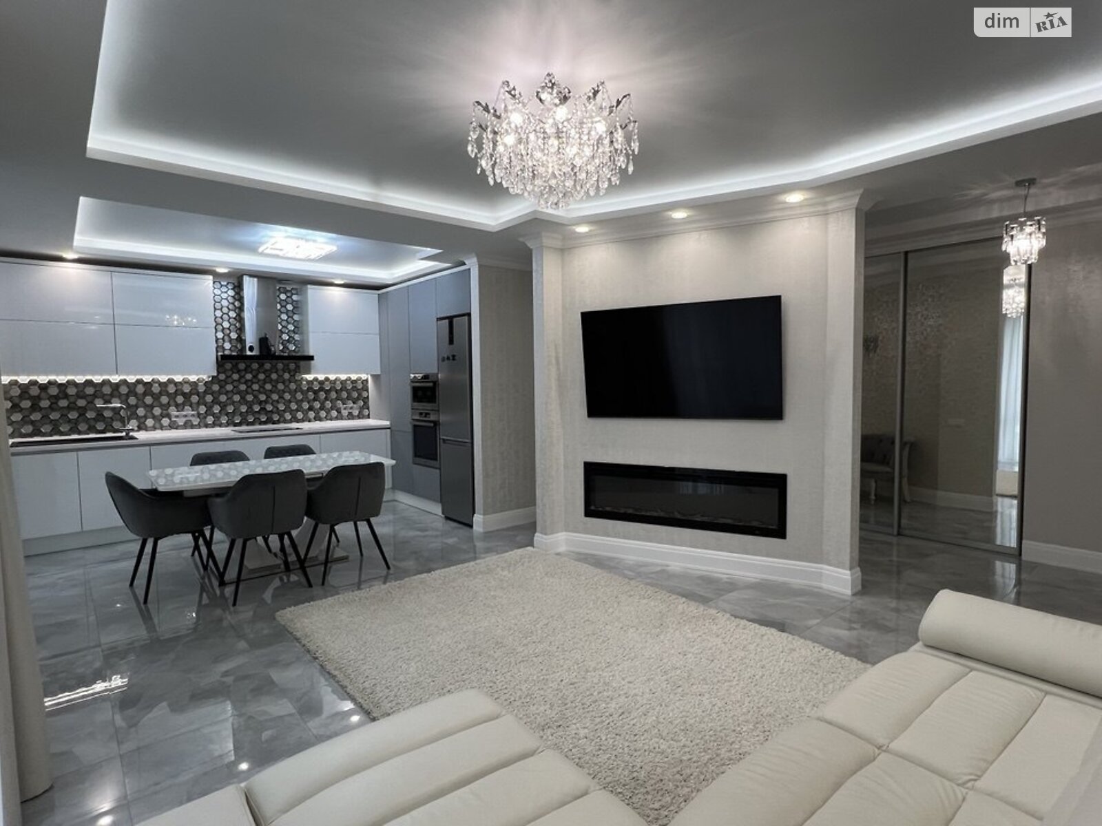 Продажа трехкомнатной квартиры в Виннице, на ул. Зодчих 19, кв. 105, район Подолье фото 1