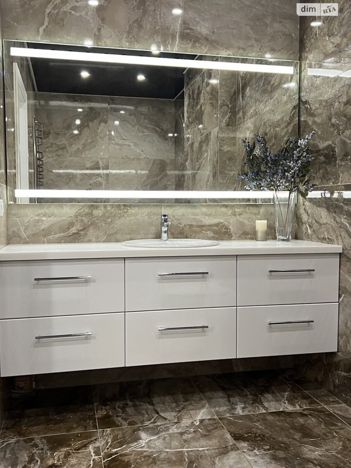 Продажа трехкомнатной квартиры в Виннице, на ул. Зодчих 19, кв. 105, район Подолье фото 1